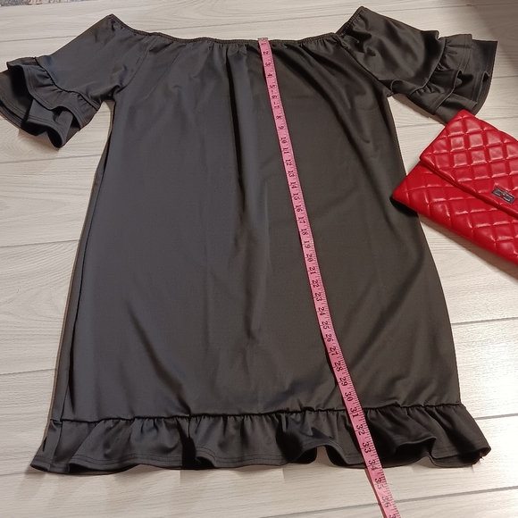 Women Fashion Plus Size Loose Off Shoulder Ruffled Dress - Picture 2 of 10